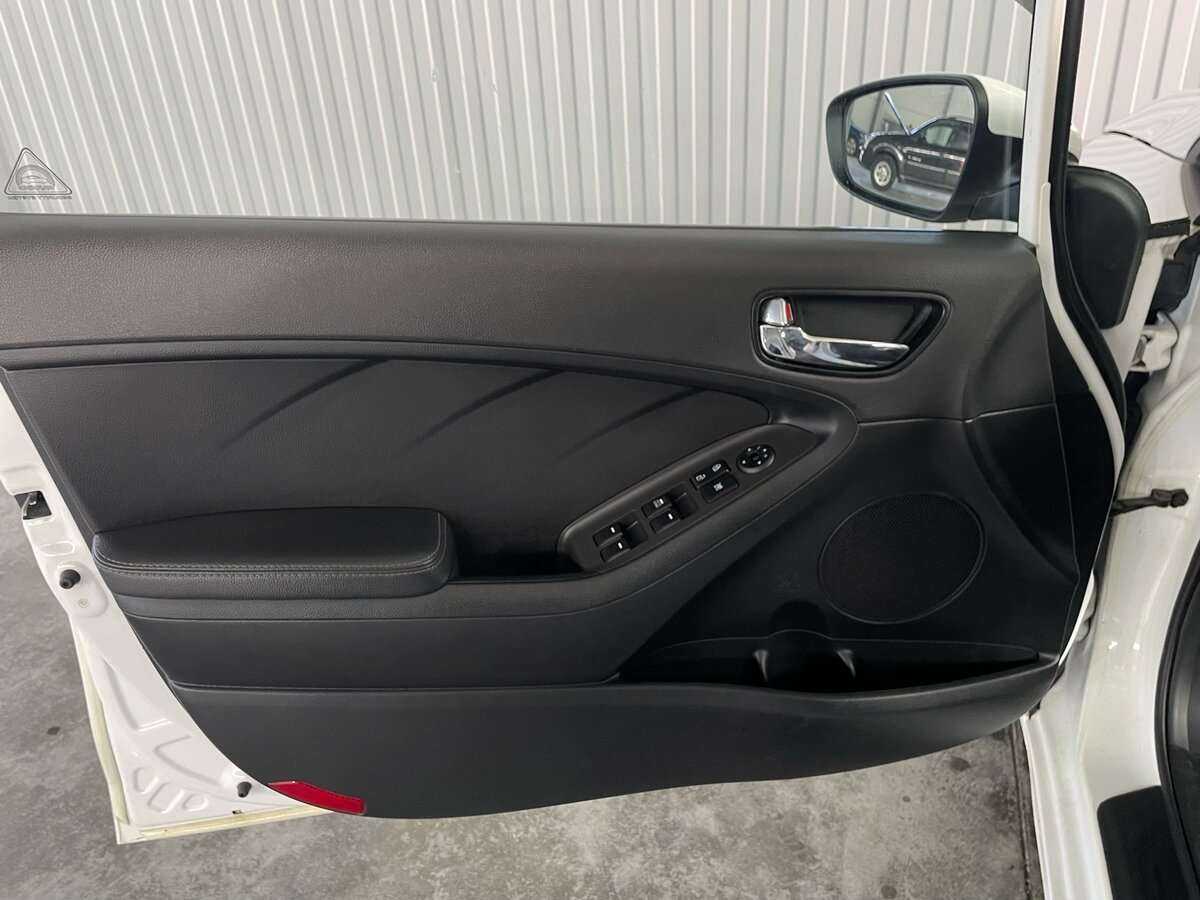Kia Cerato б/у, 2017, Автоматическая. Фото: #16