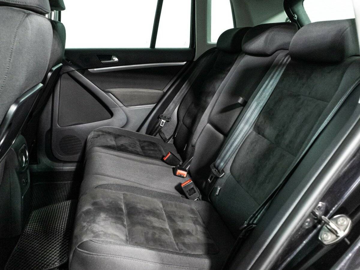 Volkswagen Tiguan б/у, 2012, Автоматическая. Фото: #9