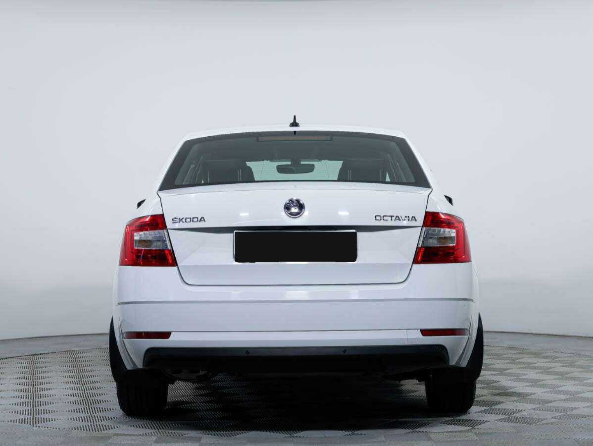Skoda Octavia б/у, 2018, Механическая. Фото: #4