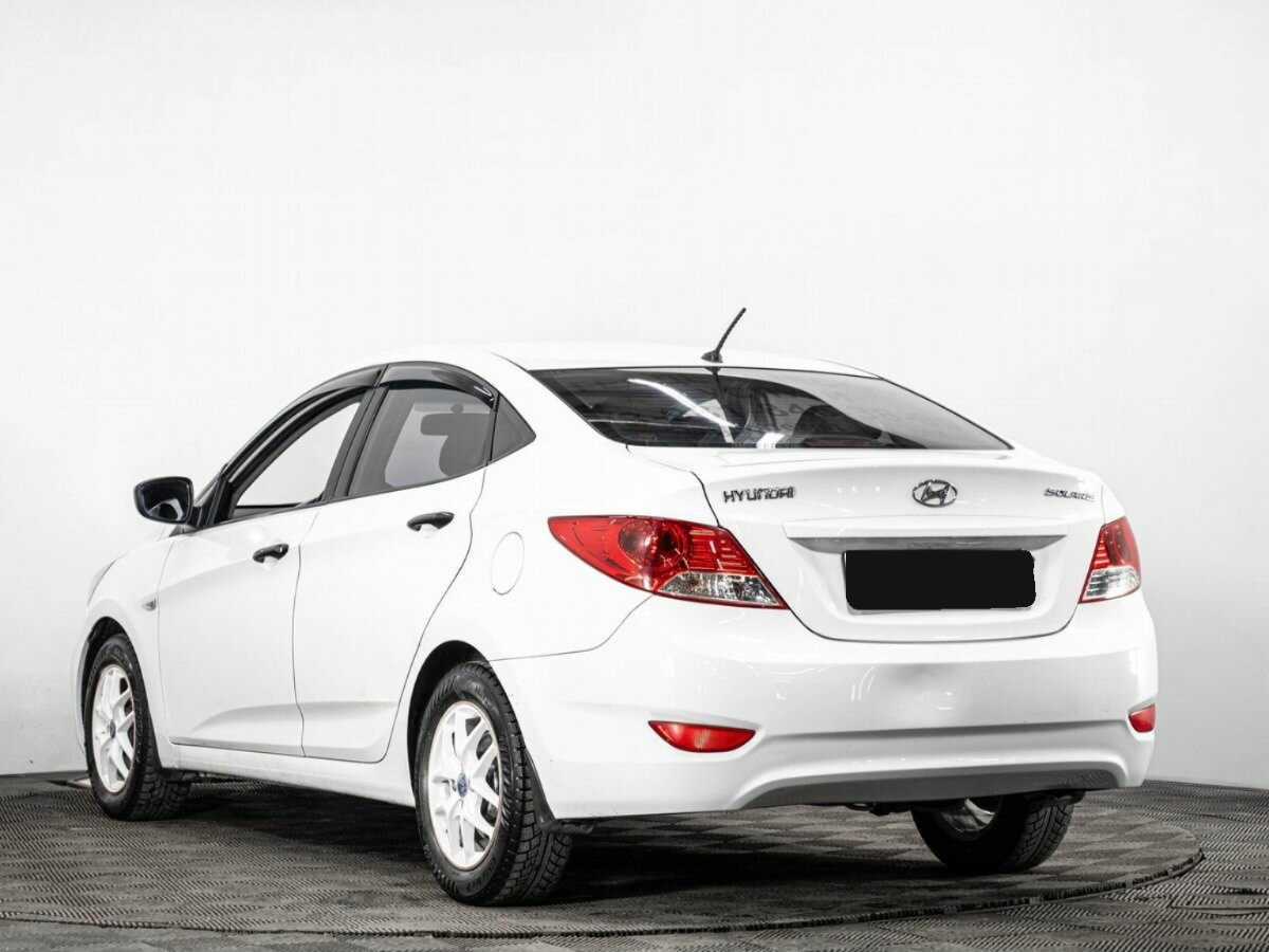 Hyundai Solaris б/у, 2013, Механическая. Фото: #5