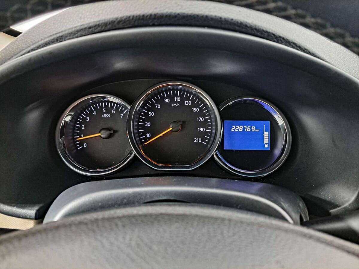 Renault Logan б/у, 2016, Механическая. Фото: #10