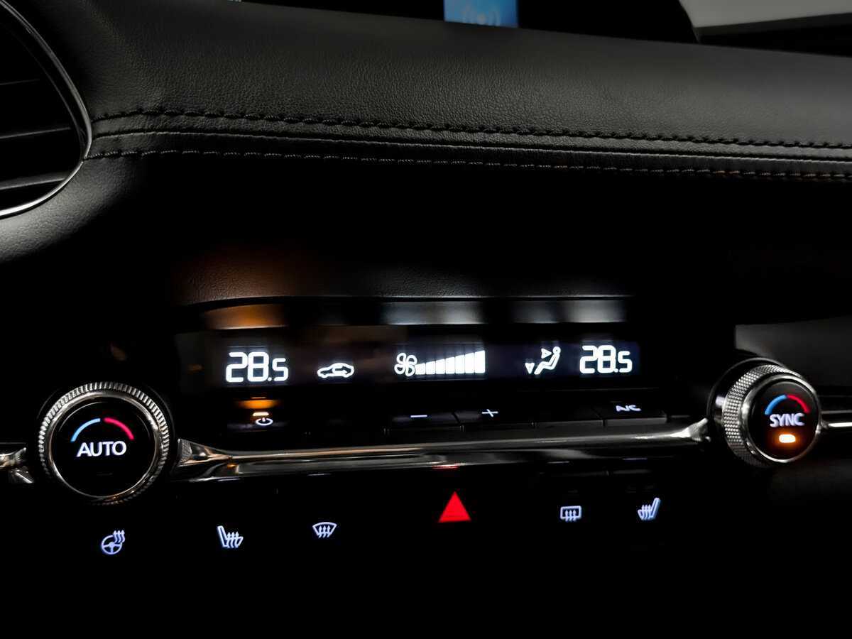 Mazda 3 б/у, 2019, Автоматическая. Фото: #15