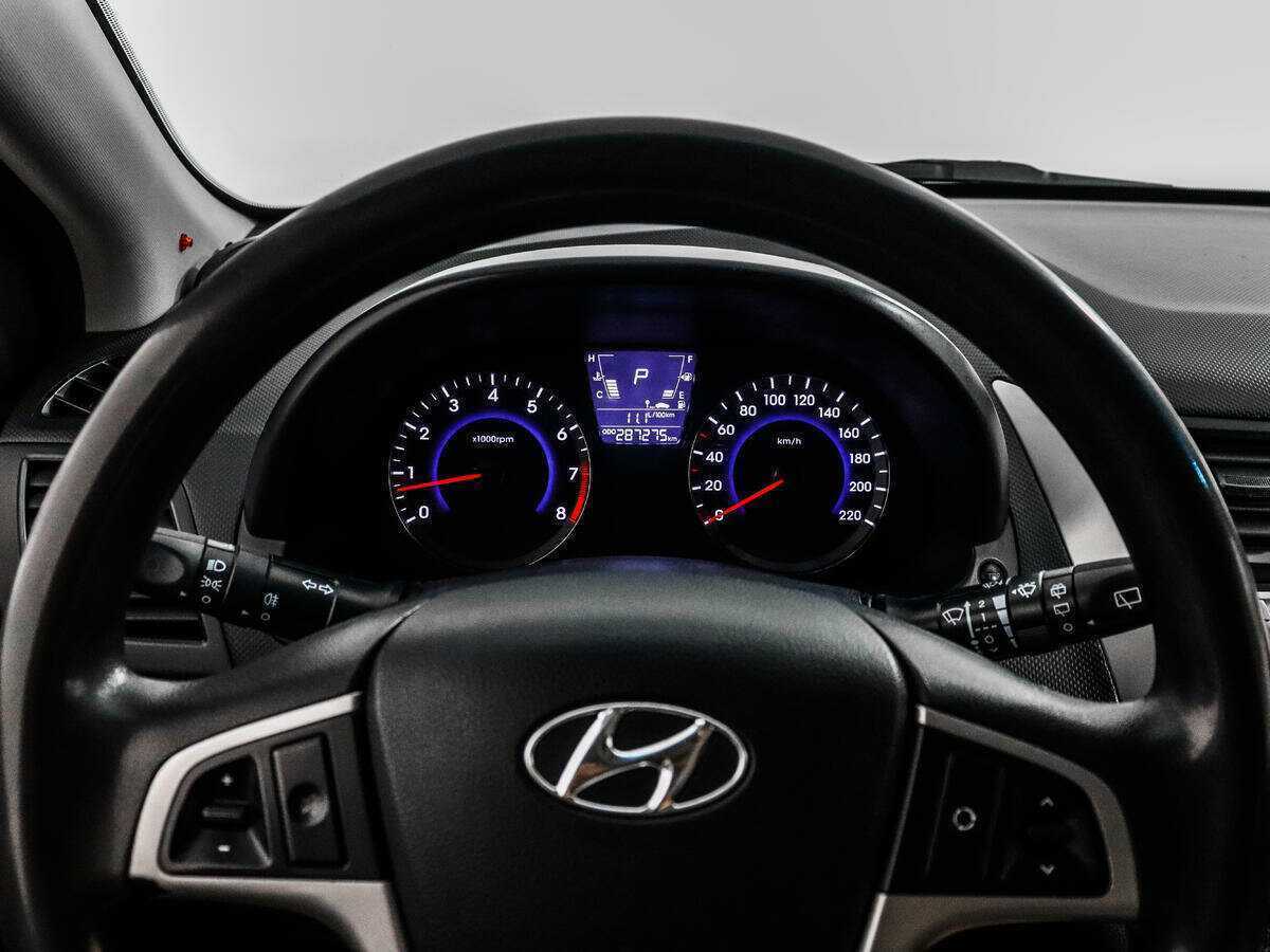 Hyundai Solaris б/у, 2013, Автоматическая. Фото: #15