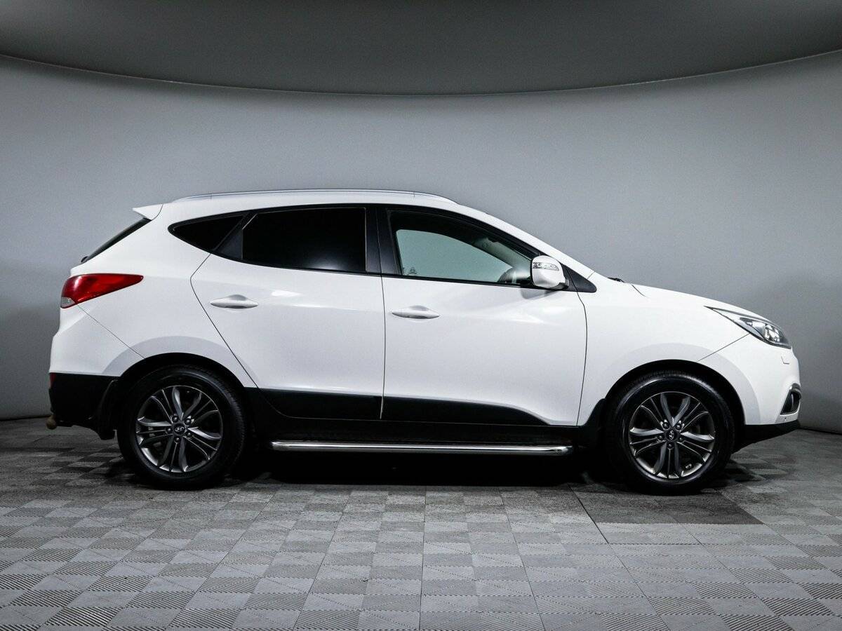 Hyundai ix35 б/у, 2014, Автоматическая. Фото: #3