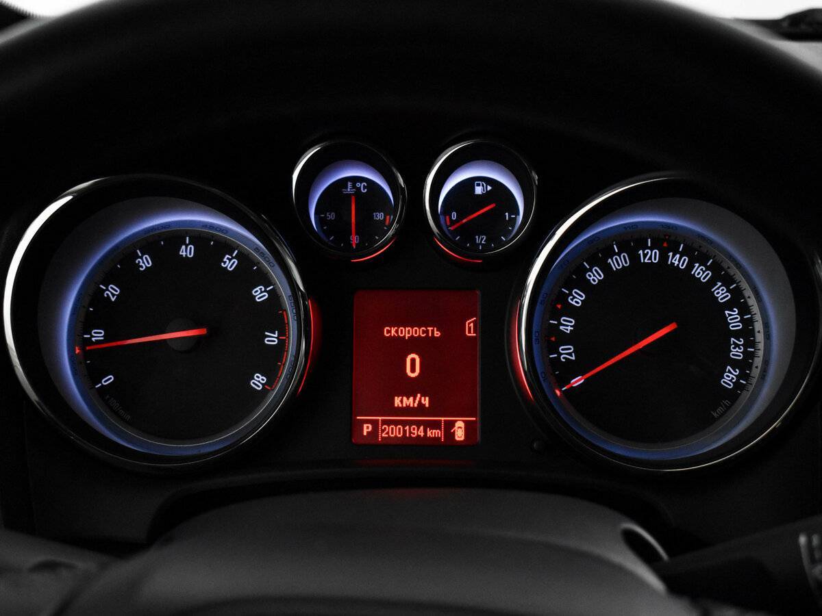 Opel Astra б/у, 2012, Автоматическая. Фото: #17