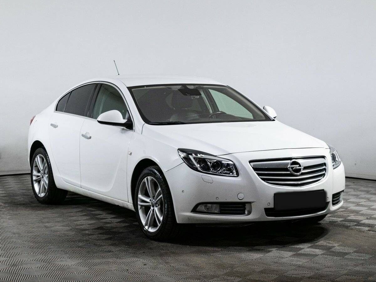Opel Insignia б/у, 2012, Автоматическая. Фото: #2