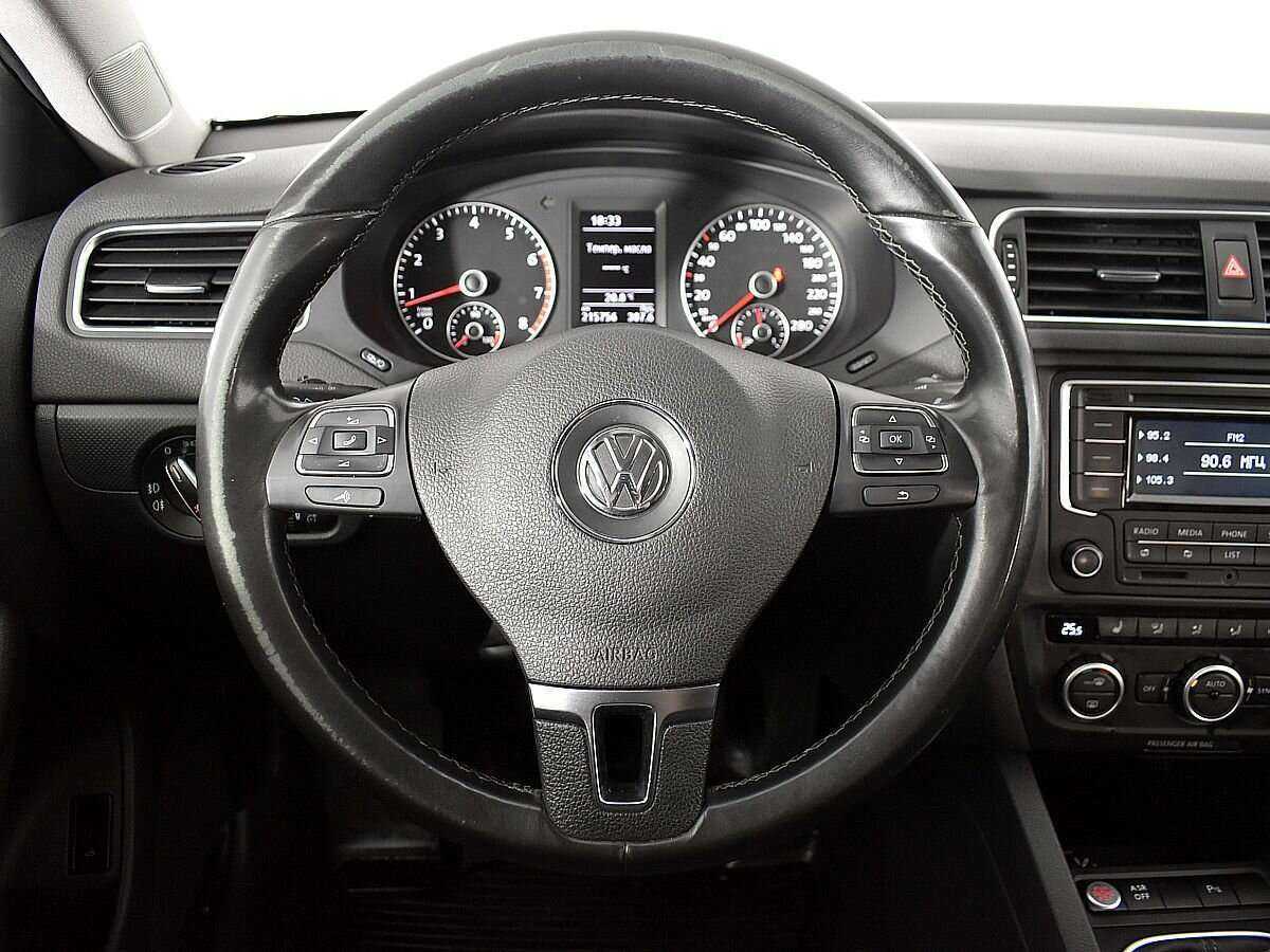 Volkswagen Jetta б/у, 2014, Механическая. Фото: #9