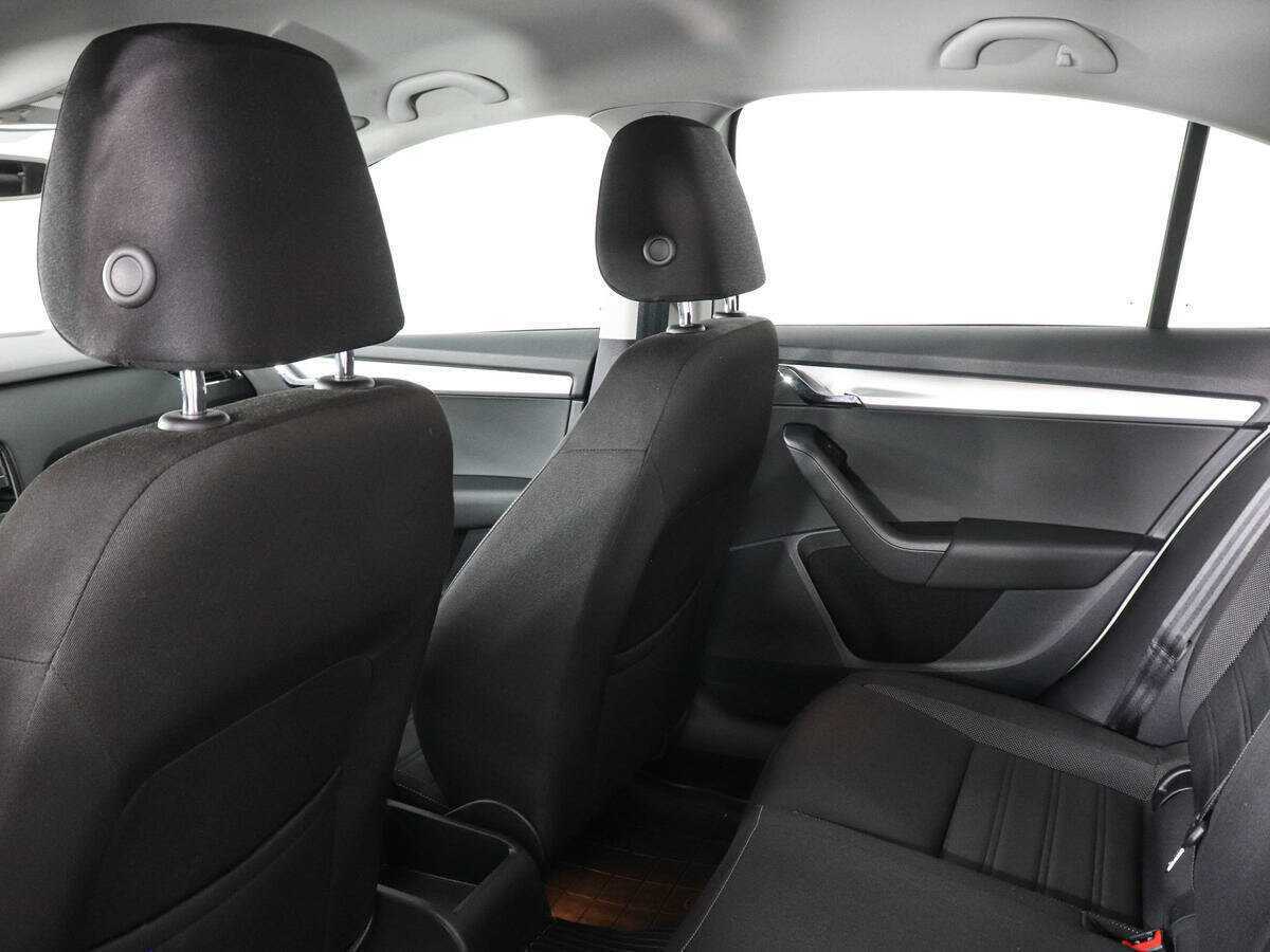 Skoda Octavia б/у, 2018, Автоматическая. Фото: #11