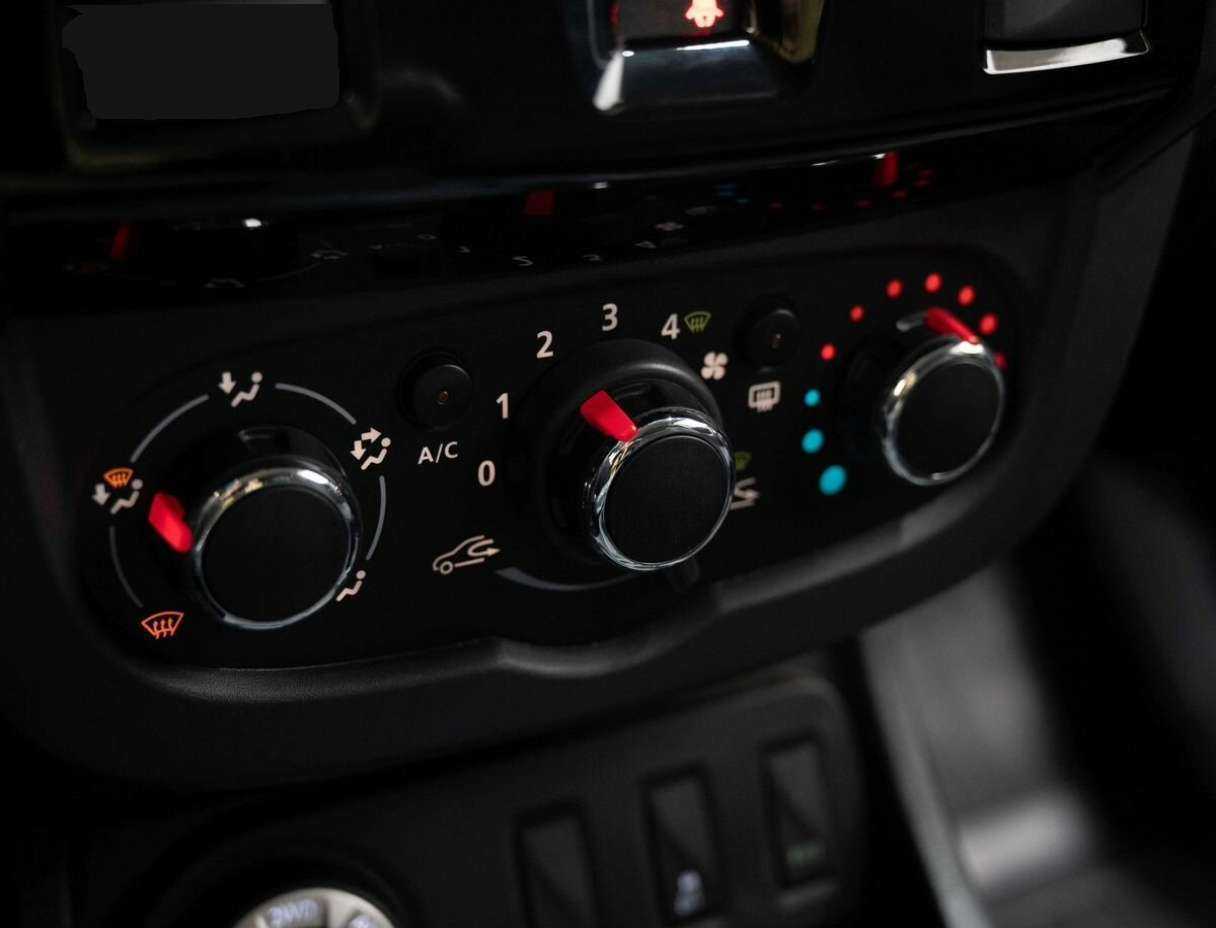 Renault Duster б/у, 2018, Механическая. Фото: #19