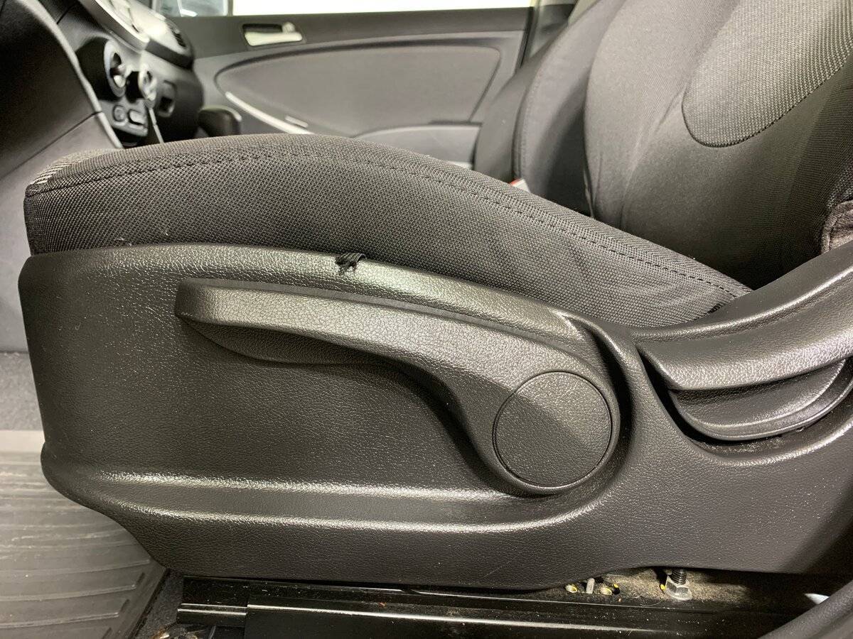 Hyundai Solaris б/у, 2012, Автоматическая. Фото: #15