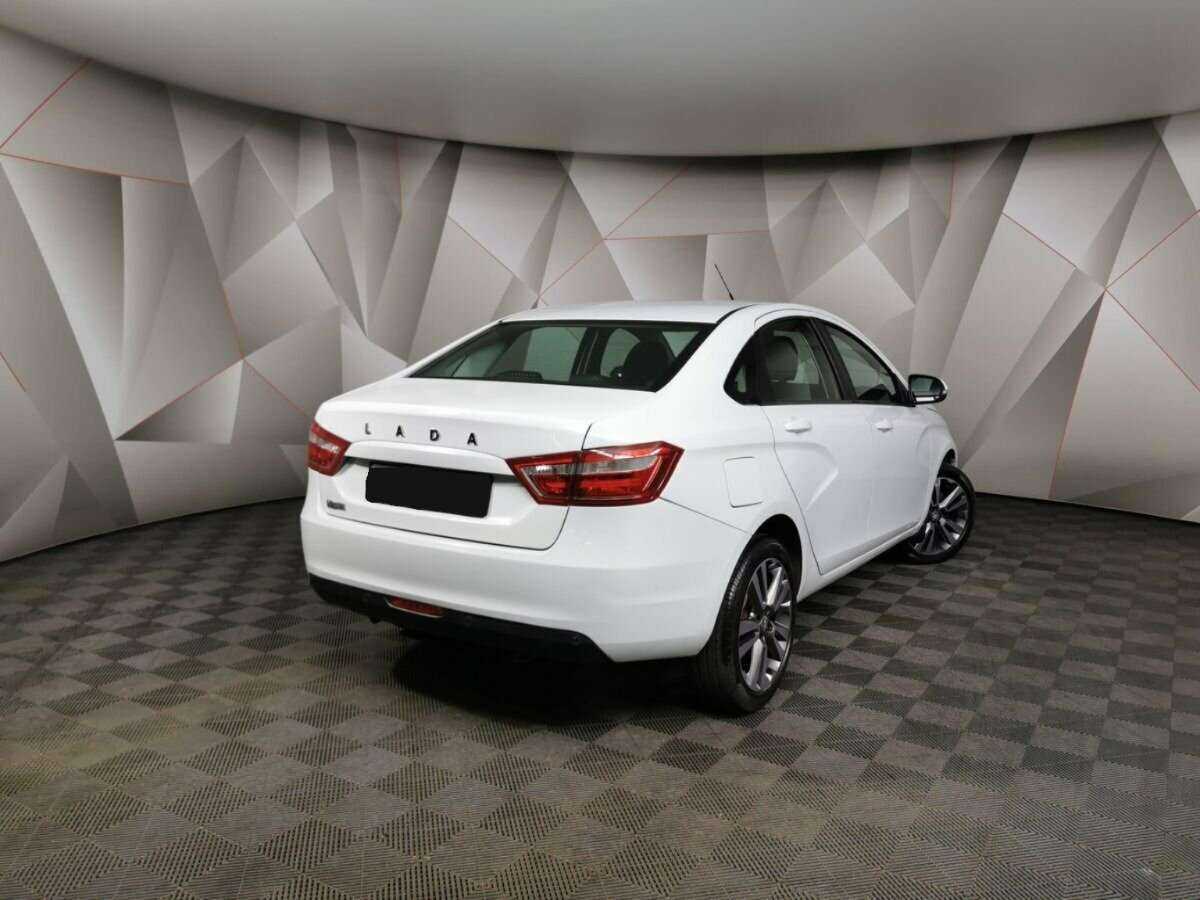 Lada (ВАЗ) Vesta б/у, 2018, Механическая. Фото: #1