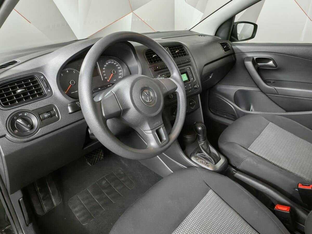 Volkswagen Polo б/у, 2013, Автоматическая. Фото: #13