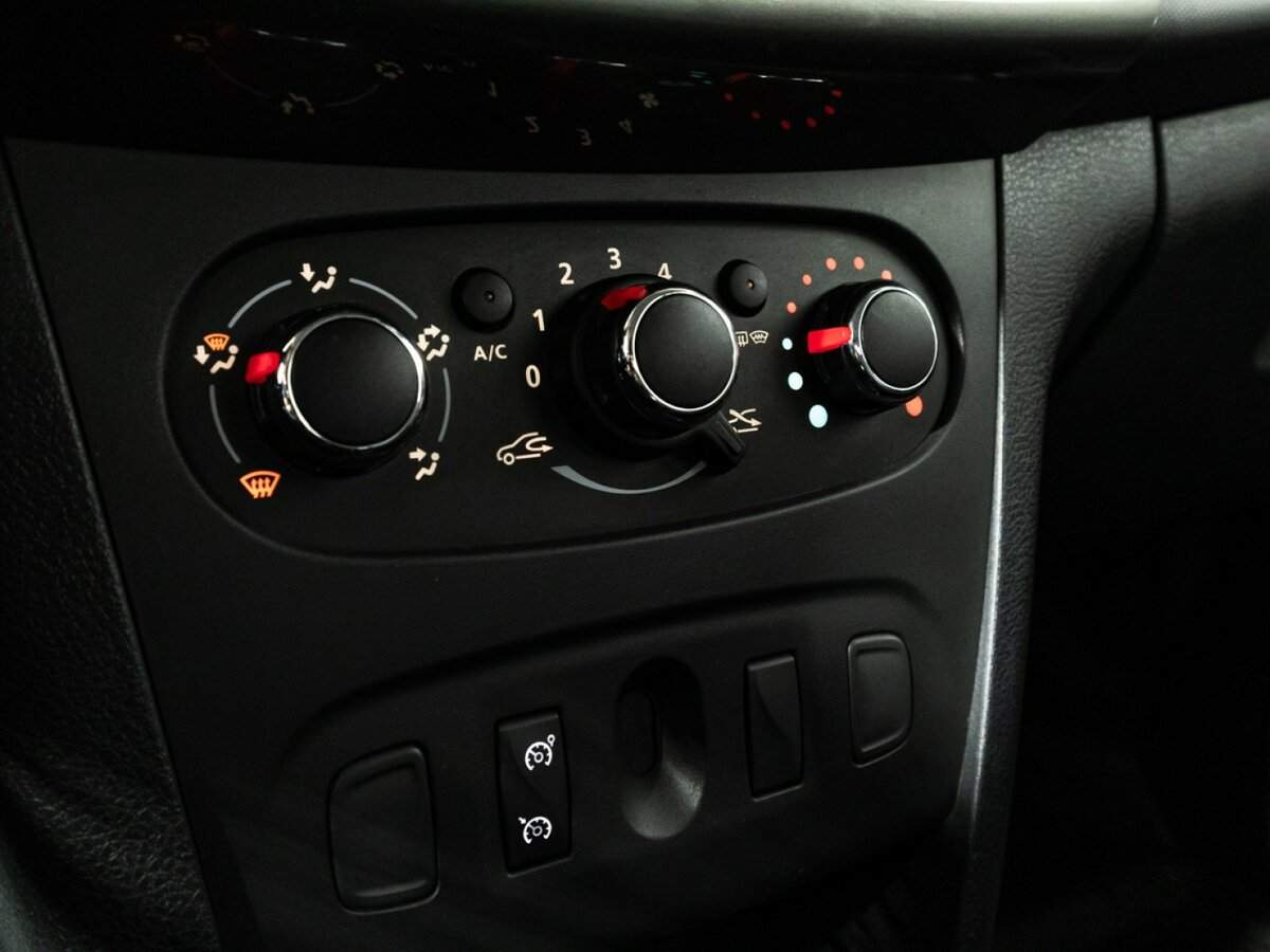 Renault Sandero б/у, 2021, Автоматическая. Фото: #15