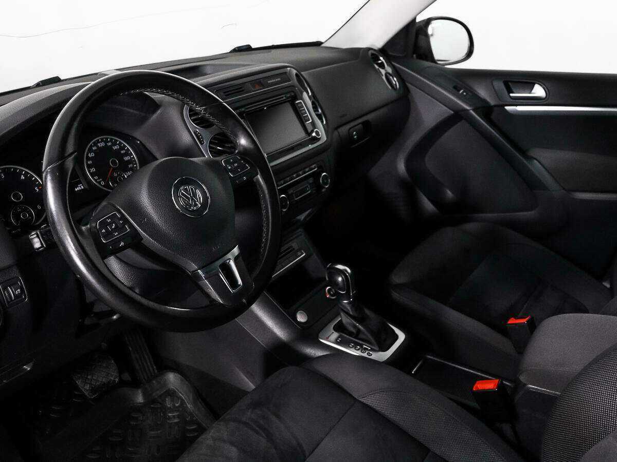 Volkswagen Tiguan б/у, 2015, Автоматическая. Фото: #8