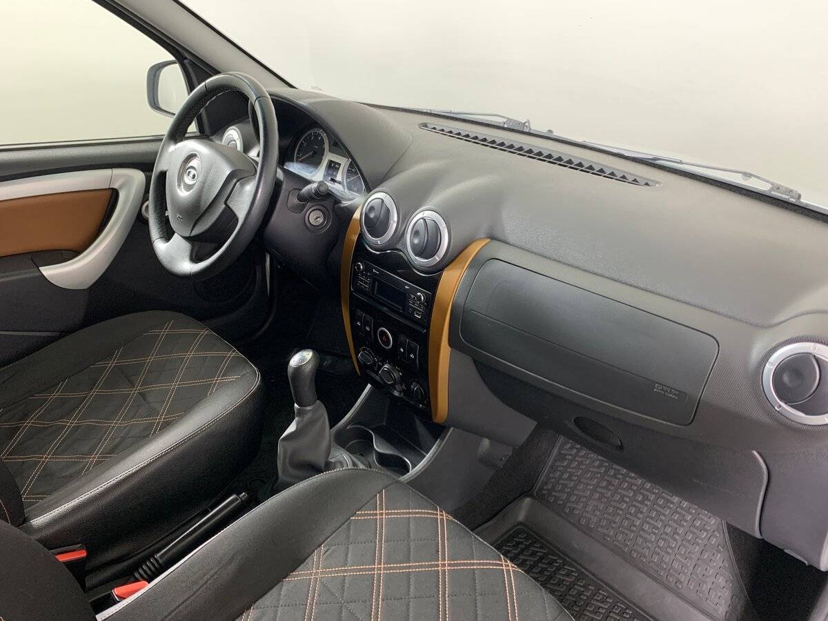 Lada (ВАЗ) Largus б/у, 2018, Механическая. Фото: #12