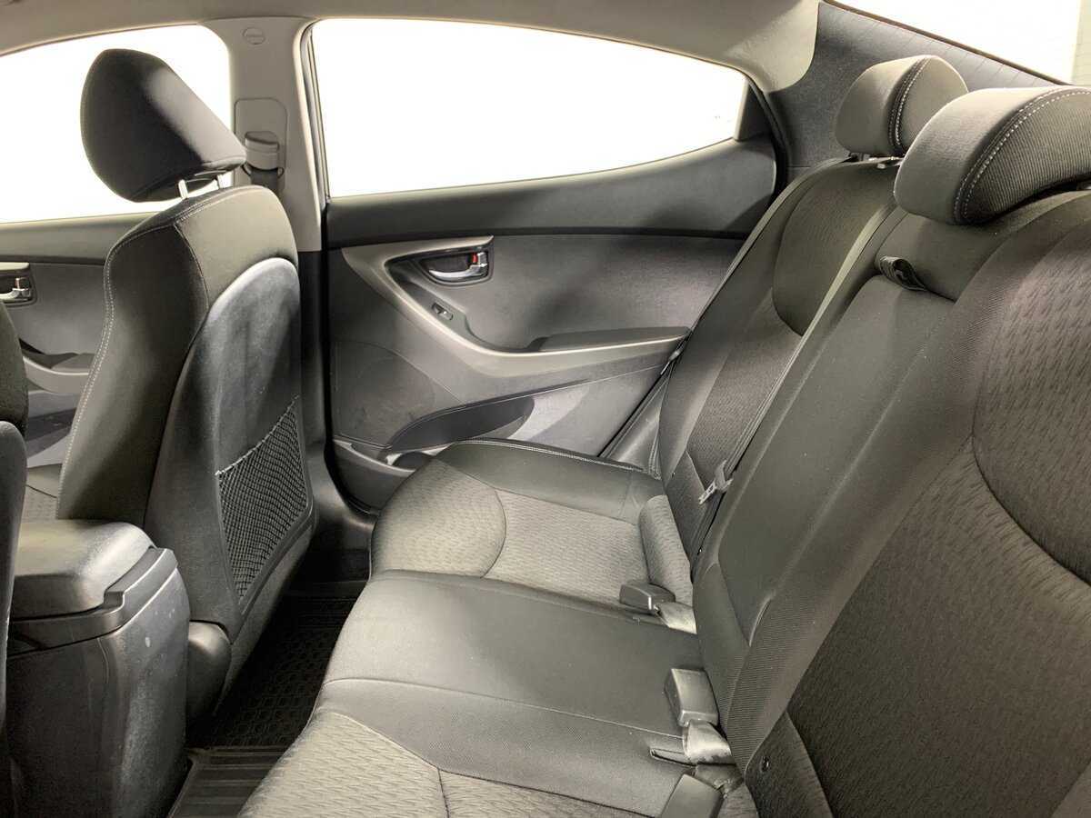 Hyundai Elantra б/у, 2012, Автоматическая. Фото: #18