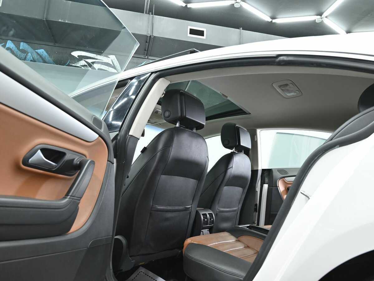 Volkswagen Passat CC б/у, 2013, Роботизированная. Фото: #12