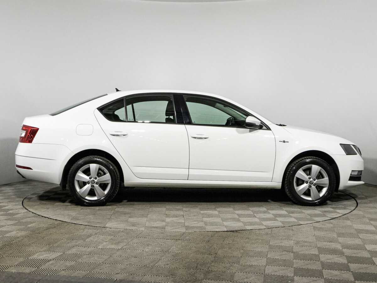 Skoda Octavia б/у, 2019, Автоматическая. Фото: #3