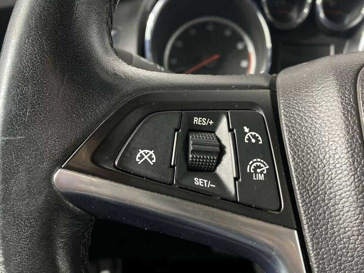 Opel Astra б/у, 2012, Автоматическая. Фото: #10