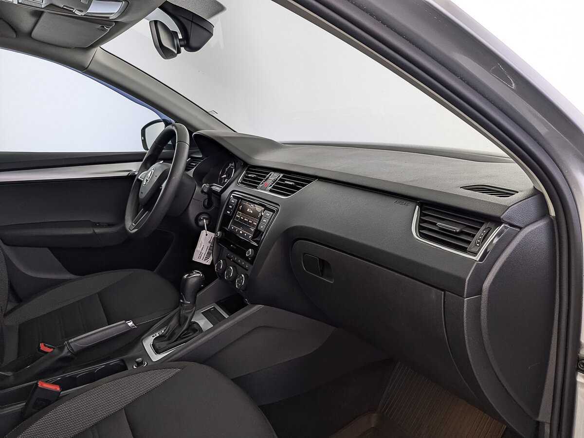 Skoda Octavia б/у, 2018, Роботизированная. Фото: #12