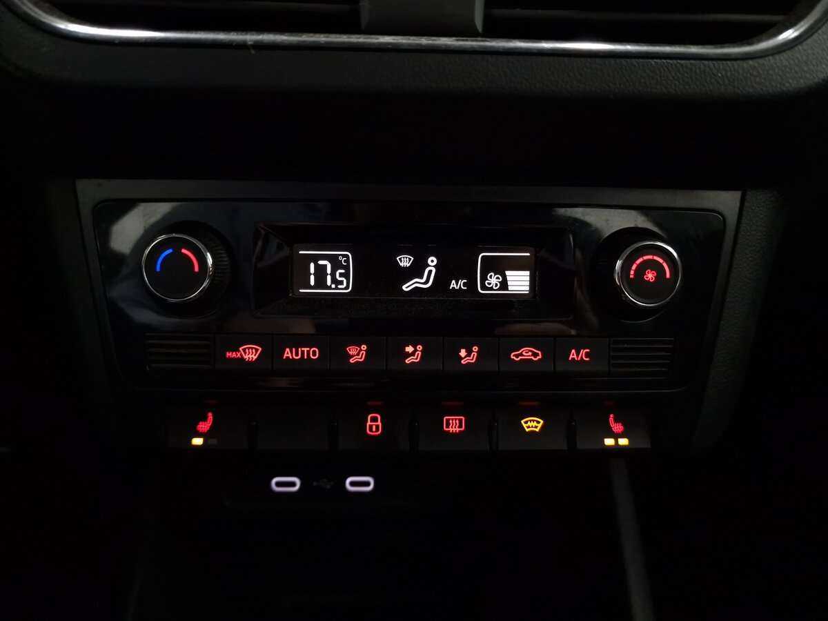 Volkswagen Polo б/у, 2021, Механическая. Фото: #13