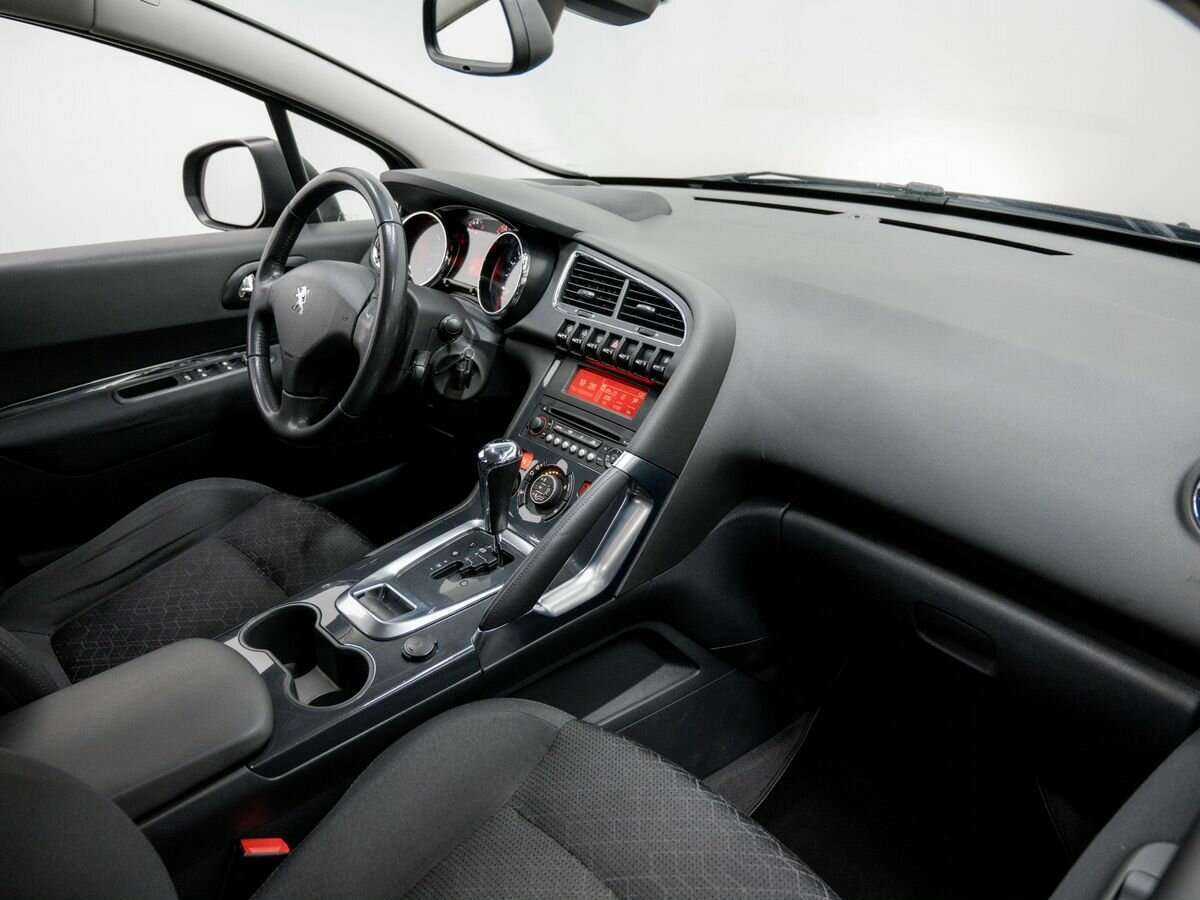 Peugeot 3008 б/у, 2014, Автоматическая. Фото: #6