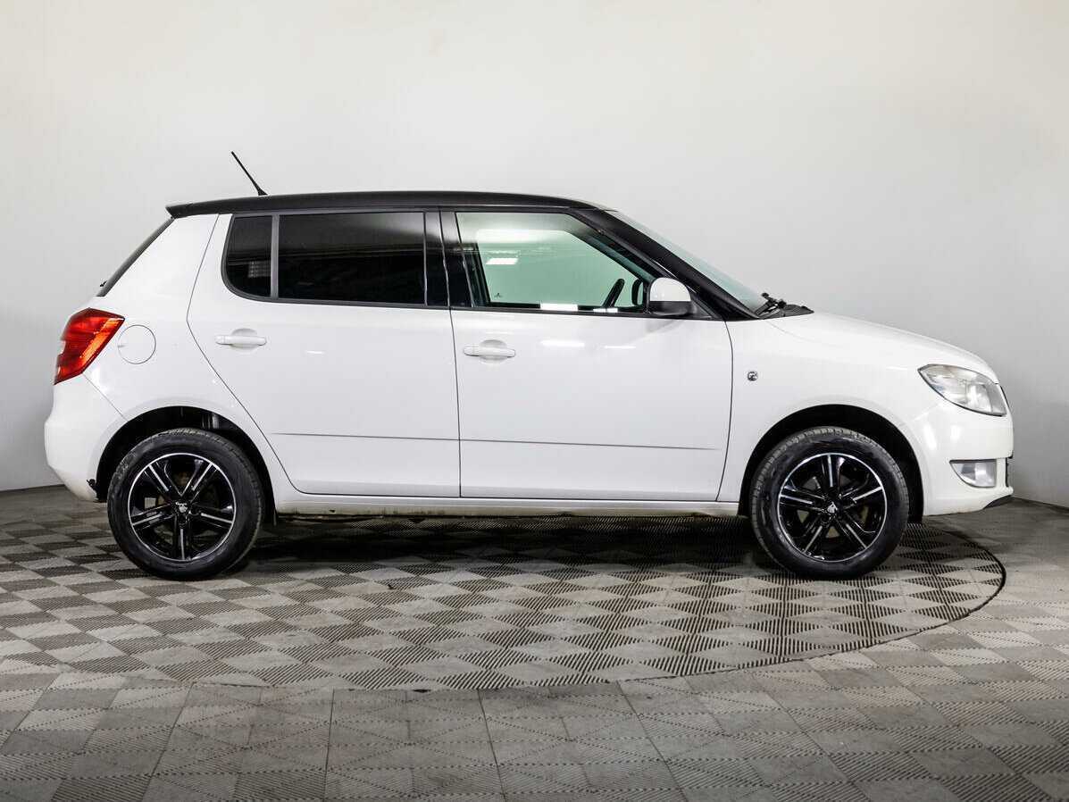 Skoda Fabia б/у, 2013, Механическая. Фото: #3