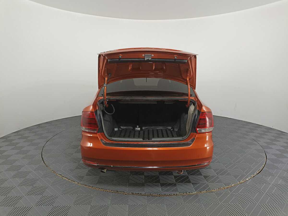 Volkswagen Polo б/у, 2017, Автоматическая. Фото: #8