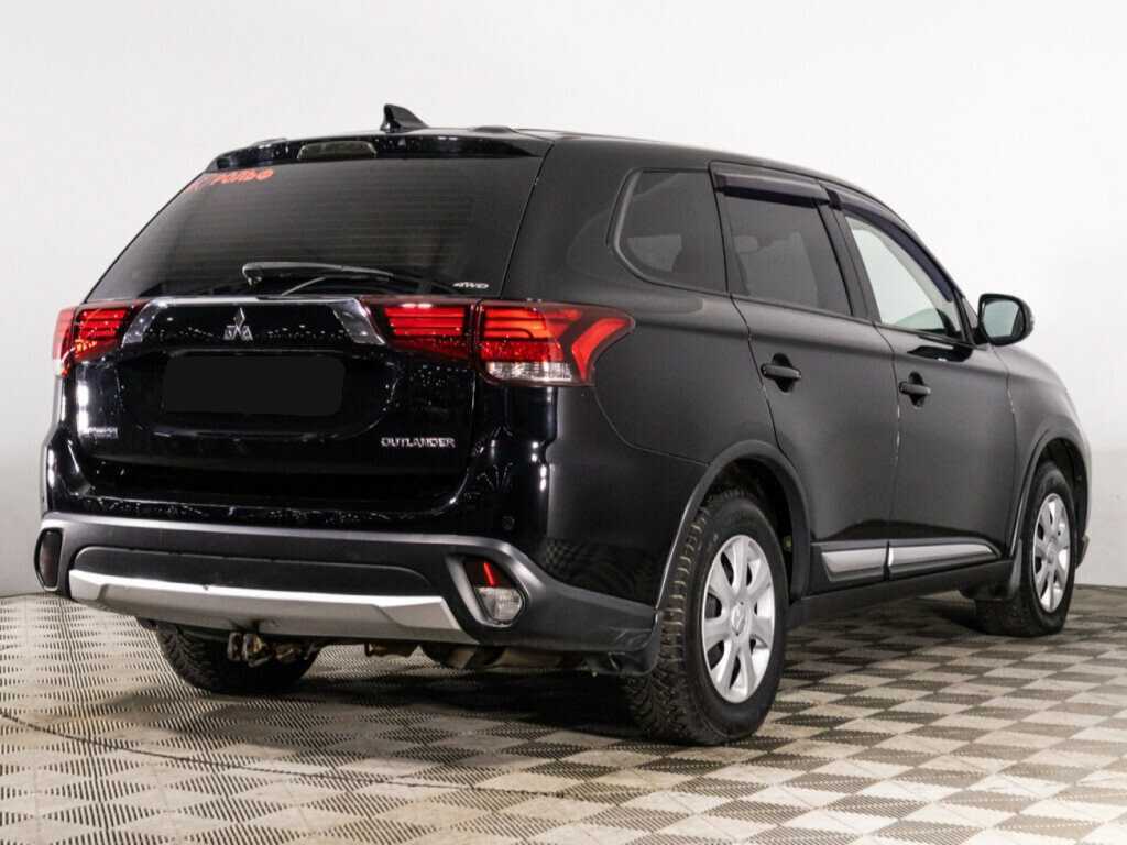 Mitsubishi Outlander б/у, 2017, Вариатор. Фото: #4