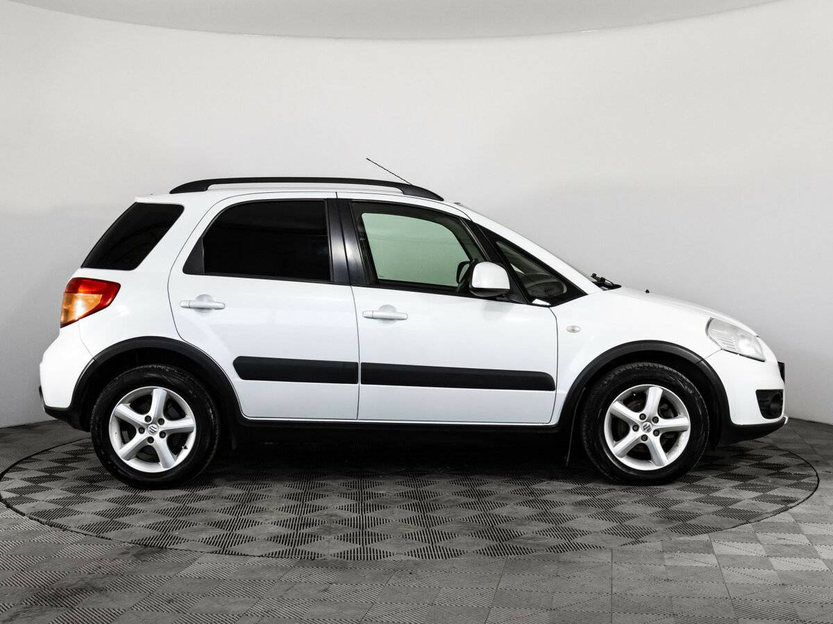 Suzuki SX4 б/у, 2012, Механическая. Фото: #3