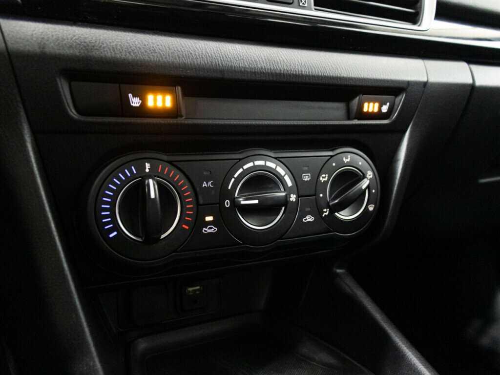 Mazda 3 б/у, 2014, Автоматическая. Фото: #14