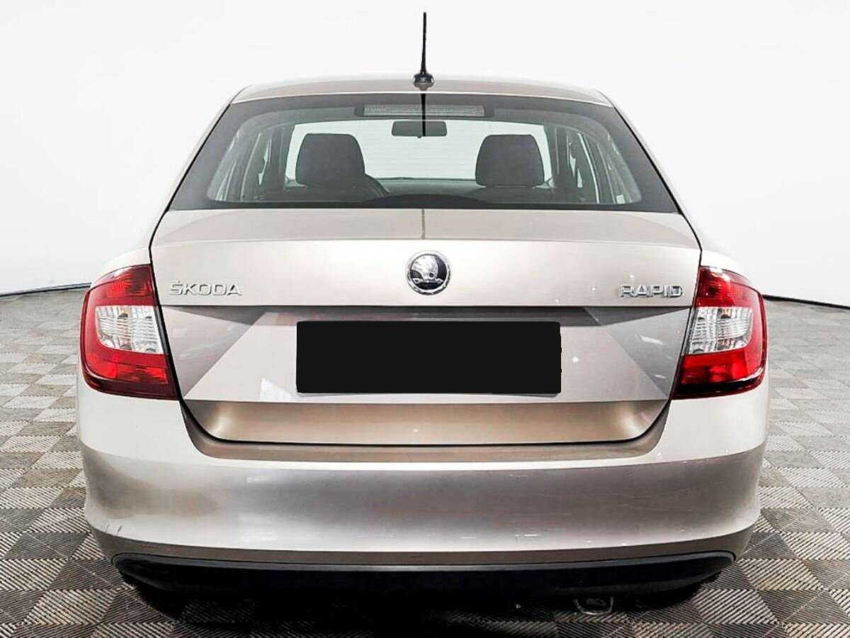Skoda Rapid б/у, 2018, Механическая. Фото: #4