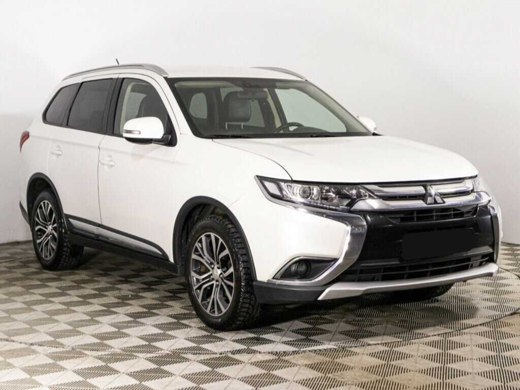 Mitsubishi Outlander б/у, 2016, Вариатор. Фото: #2