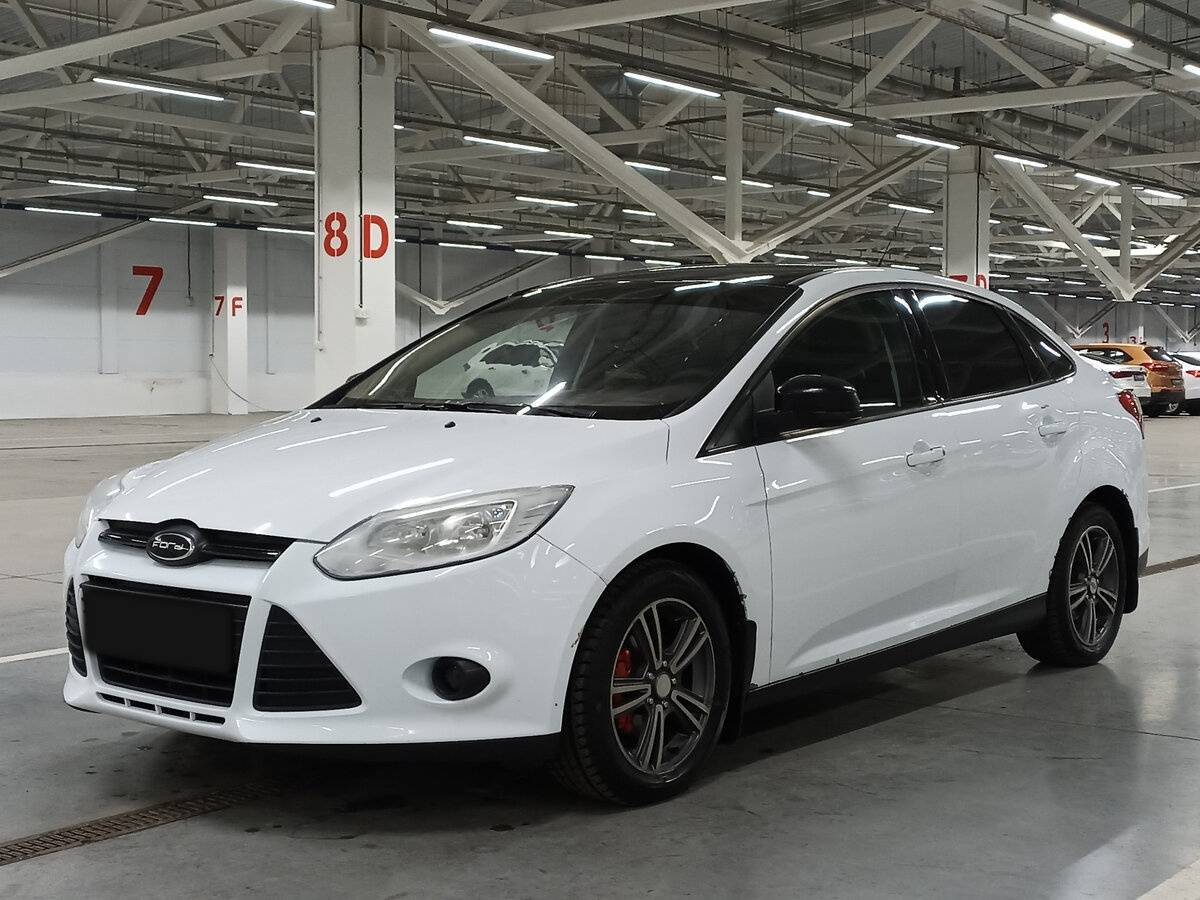 Ford Focus б/у, 2013, Механическая. Фото: #0