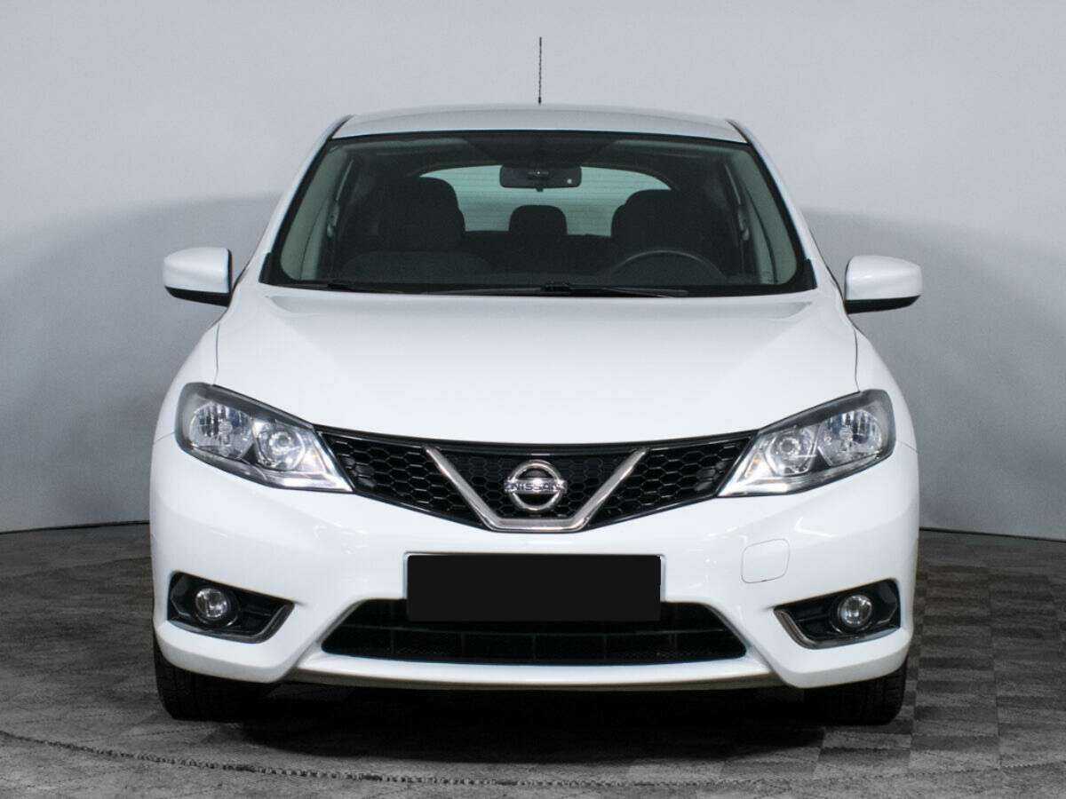 Nissan Tiida б/у, 2015, Вариатор. Фото: #1