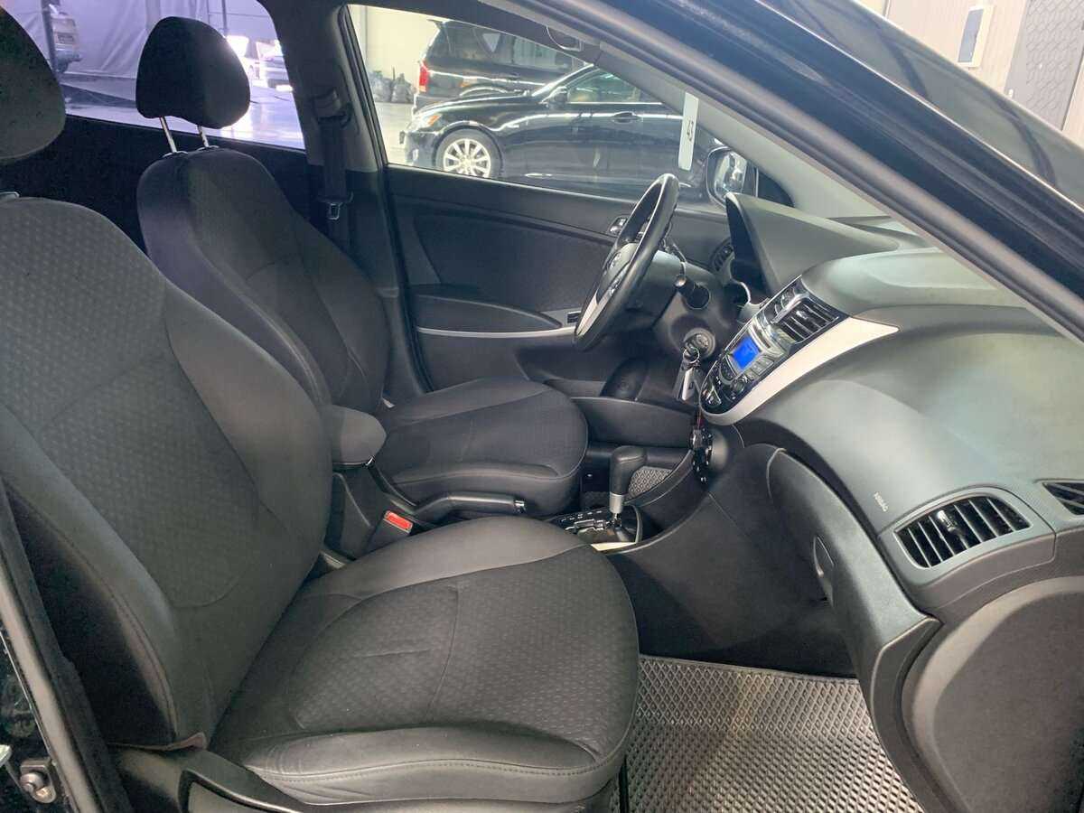 Hyundai Solaris б/у, 2012, Автоматическая. Фото: #12