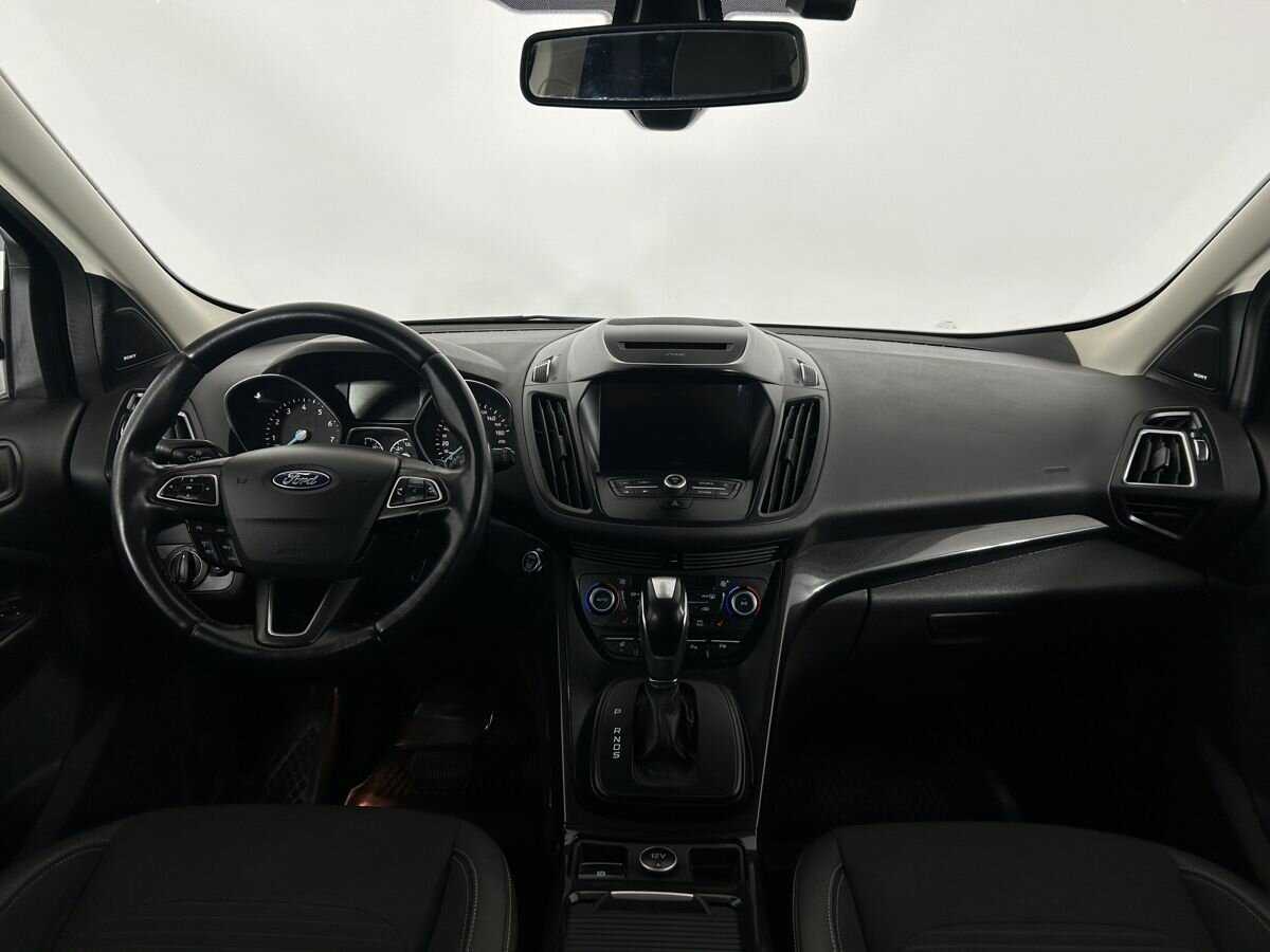 Ford Kuga б/у, 2018, Автоматическая. Фото: #4
