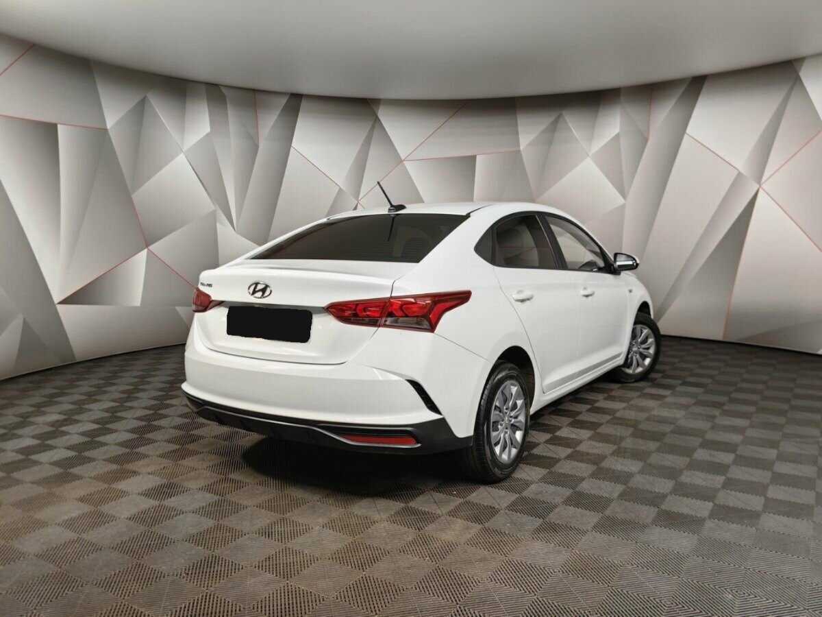 Hyundai Solaris б/у, 2021, Механическая. Фото: #1