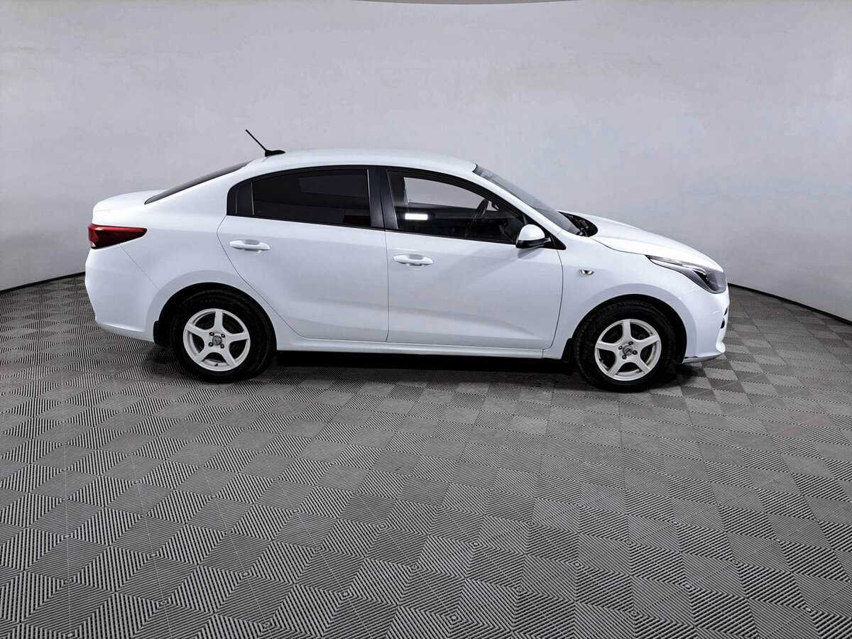 Kia Rio б/у, 2018, Механическая. Фото: #3