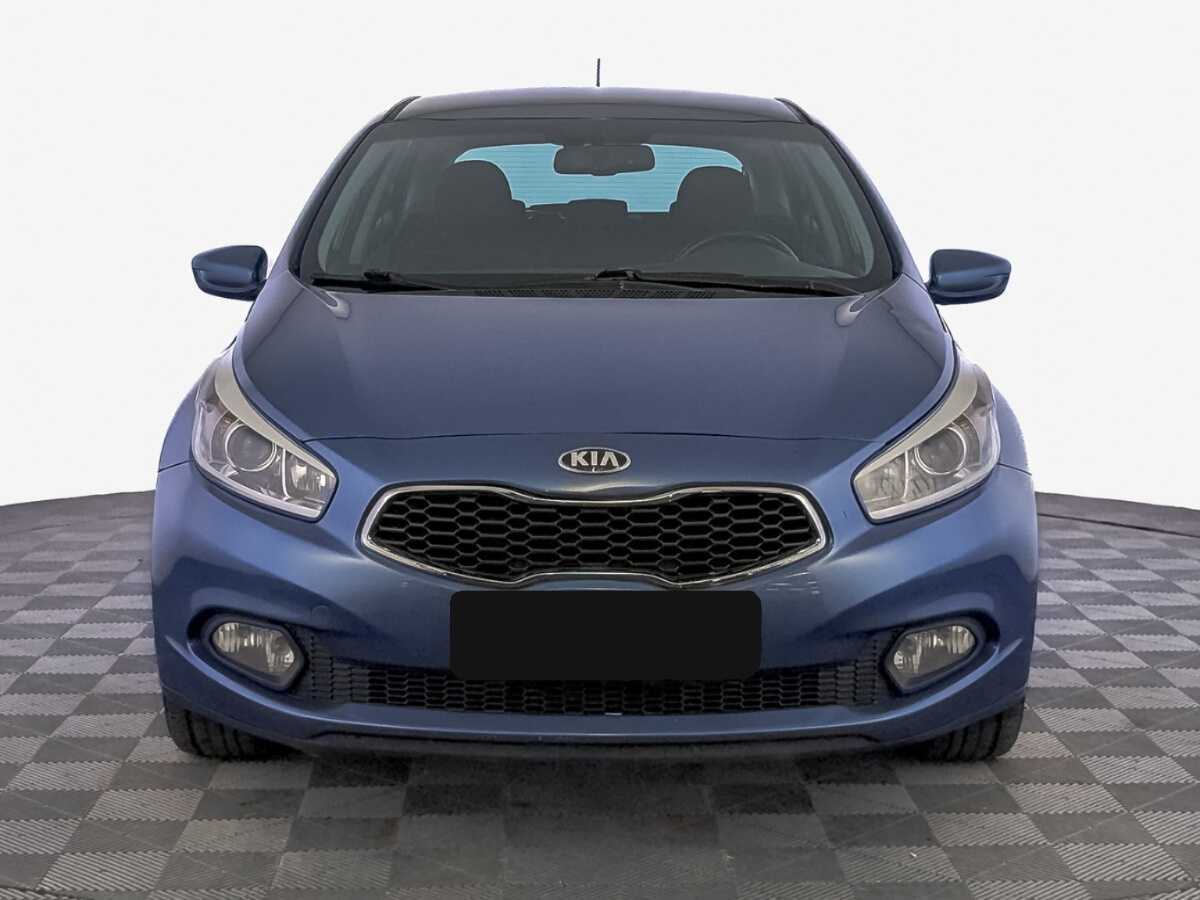Kia Ceed б/у, 2013, Автоматическая. Фото: #1