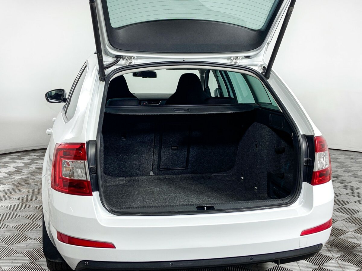 Skoda Octavia б/у, 2015, Роботизированная. Фото: #6