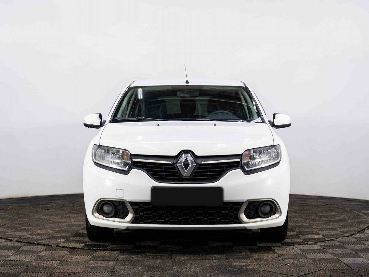 Renault Sandero б/у, 2016, Механическая. Фото: #1