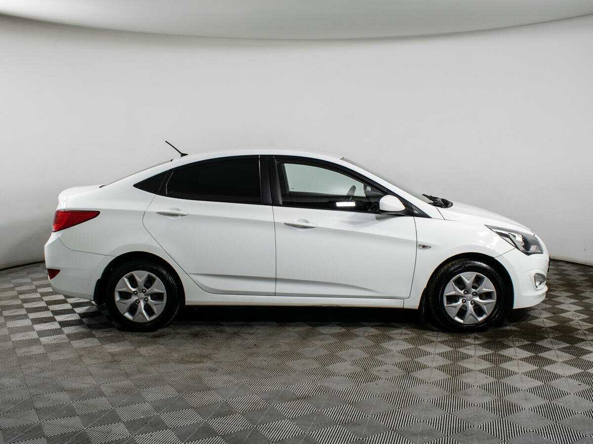 Hyundai Solaris б/у, 2016, Автоматическая. Фото: #3