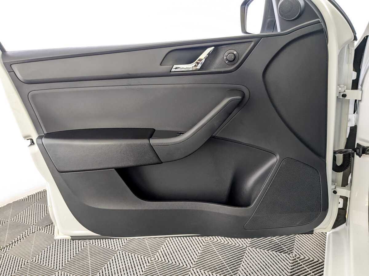 Skoda Rapid б/у, 2017, Механическая. Фото: #18