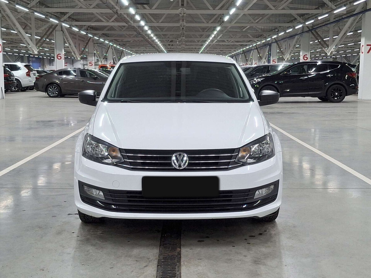 Volkswagen Polo б/у, 2019, Автоматическая. Фото: #1