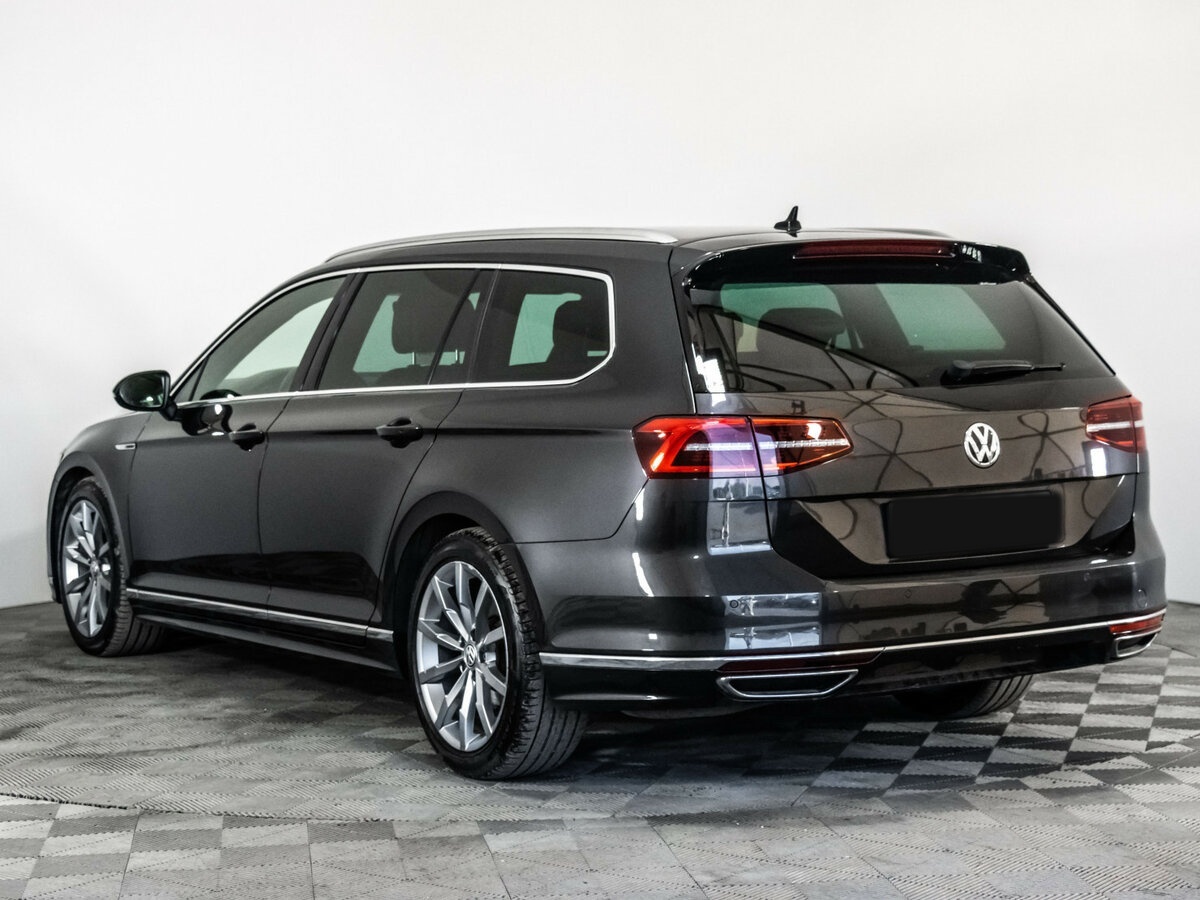 Volkswagen Passat б/у, 2018, Роботизированная. Фото: #6