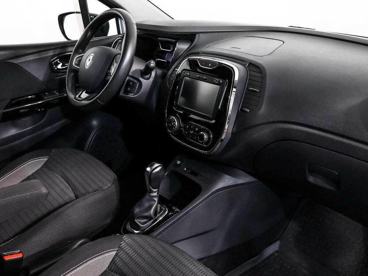 Renault Kaptur б/у, 2016, Автоматическая. Фото: #11