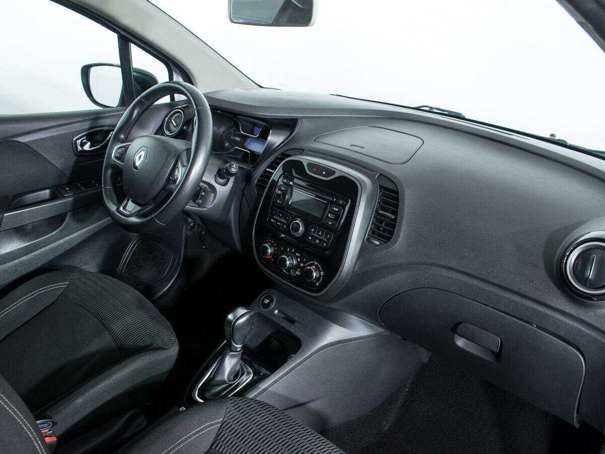 Renault Kaptur б/у, 2016, Автоматическая. Фото: #8