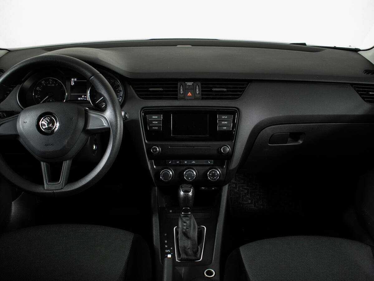 Skoda Octavia б/у, 2016, Автоматическая. Фото: #8