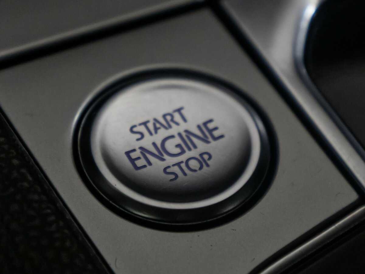 Volkswagen Passat б/у, 2018, Роботизированная. Фото: #12